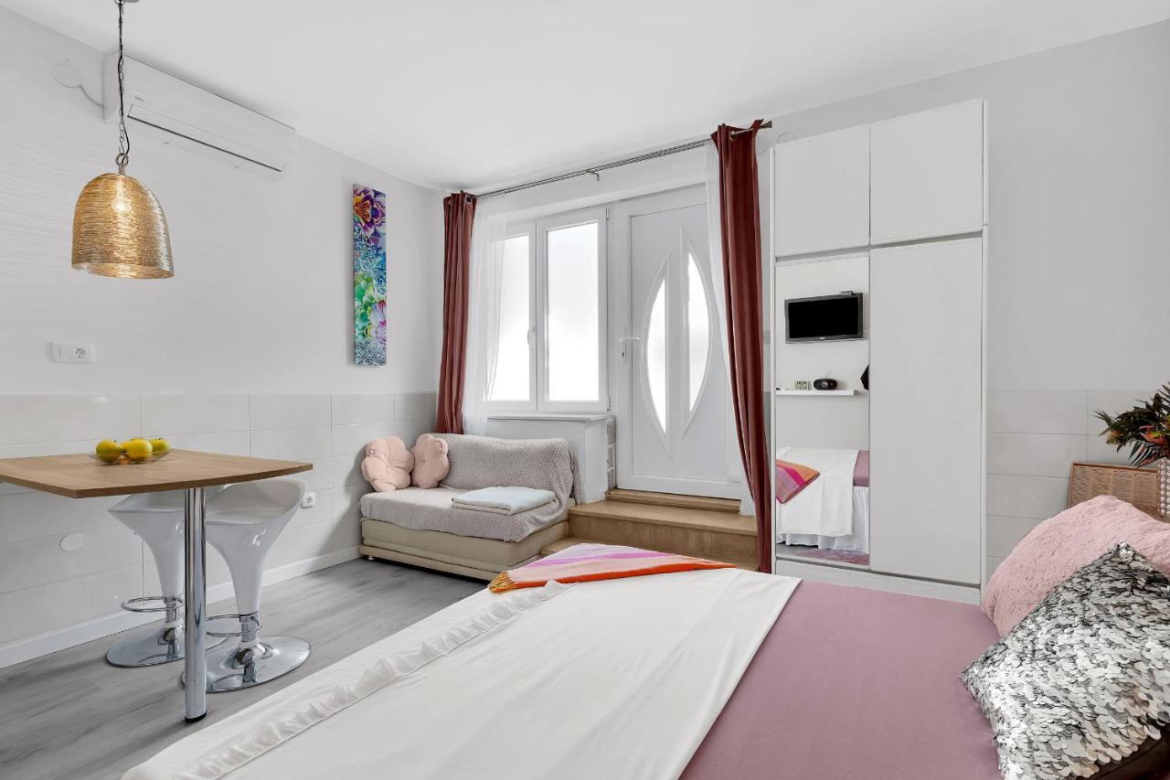 Apartments Barbara Makarska Ngoại thất bức ảnh