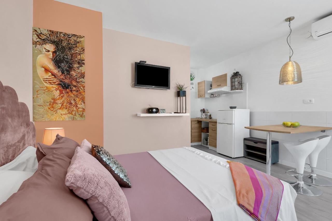 Apartments Barbara Makarska Ngoại thất bức ảnh