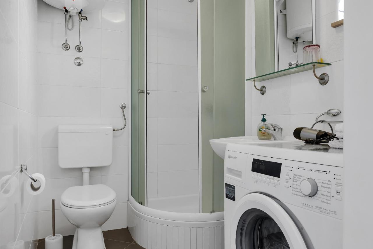 Apartments Barbara Makarska Ngoại thất bức ảnh